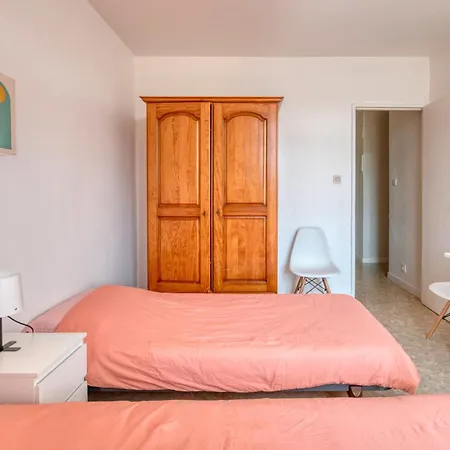 Bed and Breakfast Location