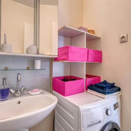 Location Bed & Breakfast 3*