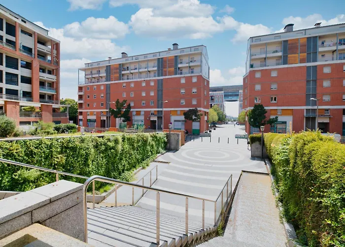 Location 3* Toulouse